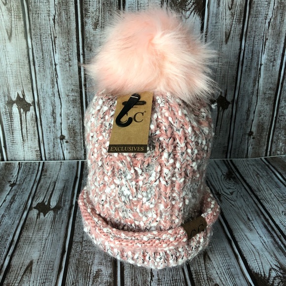 Eyelash confetti yarn C.C Beanie with faux fur pom - Picture 2 of 6